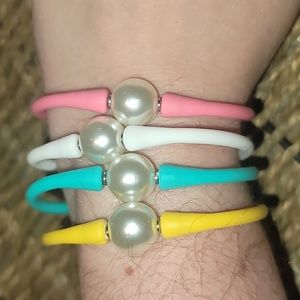 Plunder pearl bracelets Bundle 4 designer NWT